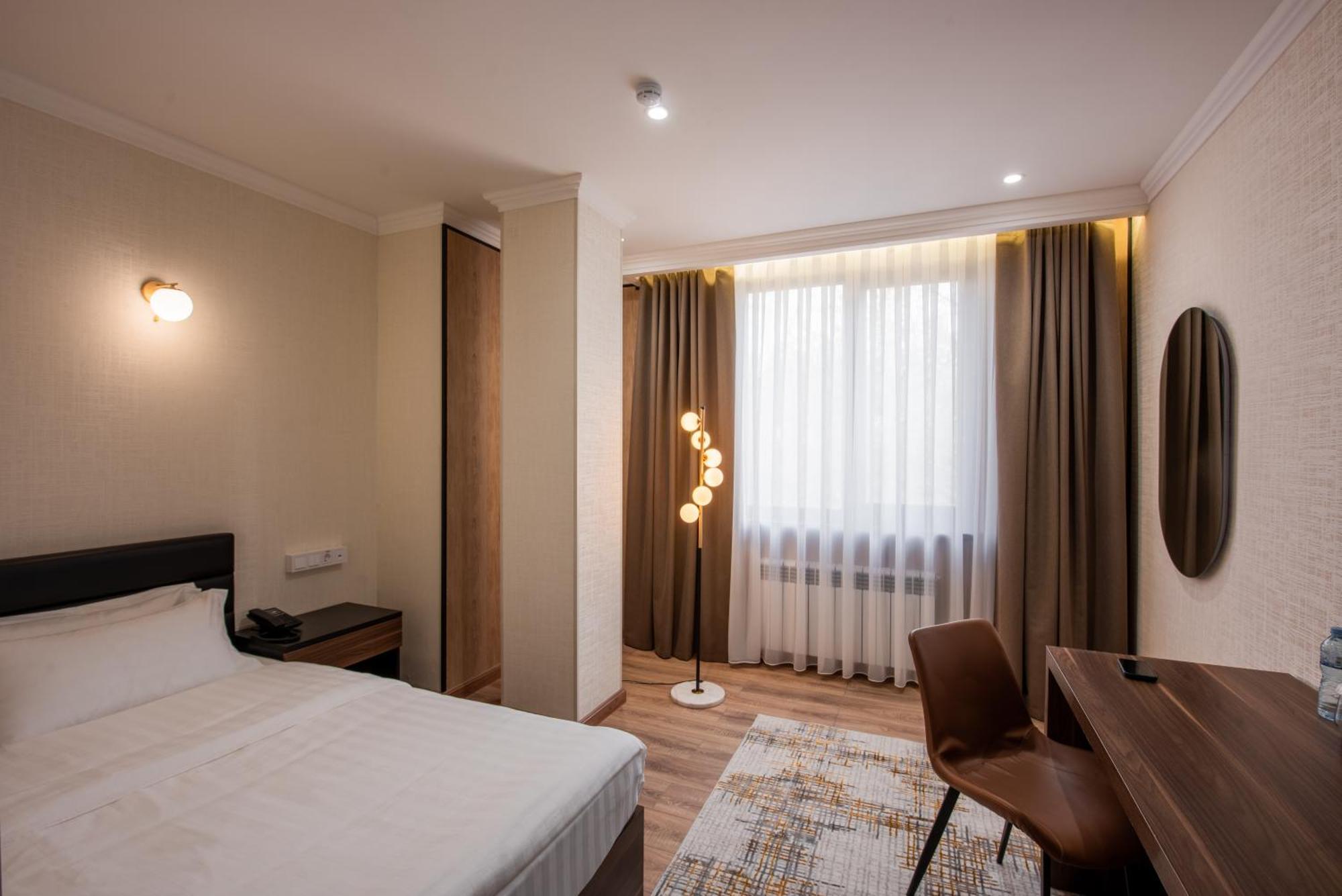 Silk Road Tashkent Hotell Eksteriør bilde