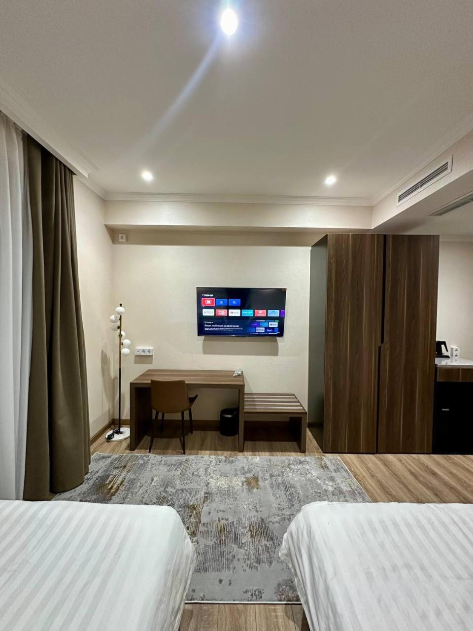 Silk Road Tashkent Hotell Eksteriør bilde